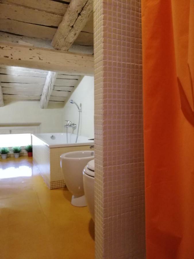 I Tre Camini Leilighet Bologna Eksteriør bilde